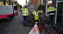 De gevonden gaslek wordt gerepareerd. Foto's Gerrit Slurink